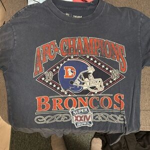 Abercrombie & Fitch Denver Broncos Vintage Tee